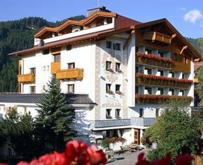 фото отеля Familienhotel Adler