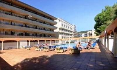 фото отеля La Pineda Euromar Aparthotel Torroella de Montgri