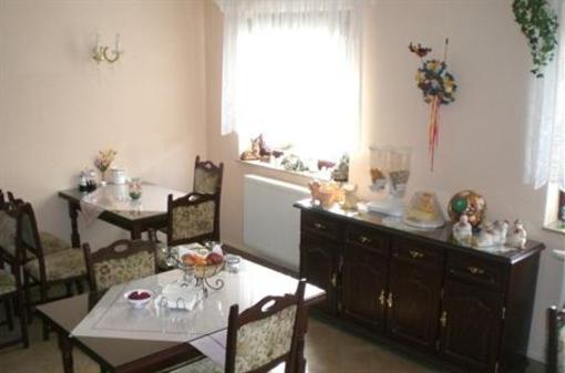 фото отеля Hotel-Pension Am Wald