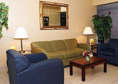 фото отеля Comfort Inn Whitehall