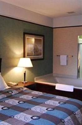 фото отеля Concorde Inn Rochester Hills