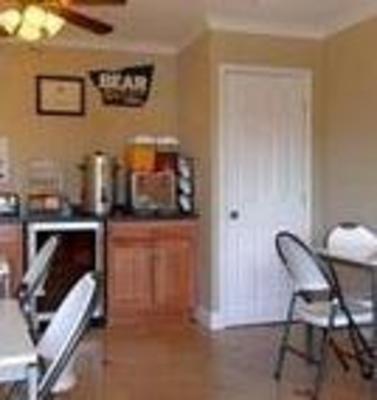 фото отеля Travelodge Lompoc