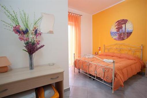 фото отеля Bed and Breakfast L'angolo di Laura