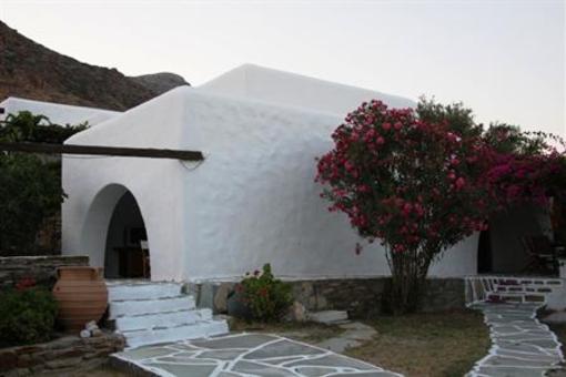 фото отеля Petra Holiday Village Ios