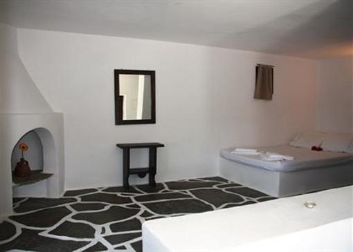 фото отеля Petra Holiday Village Ios