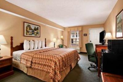фото отеля Baymont Inn & Suites Tuscaloosa