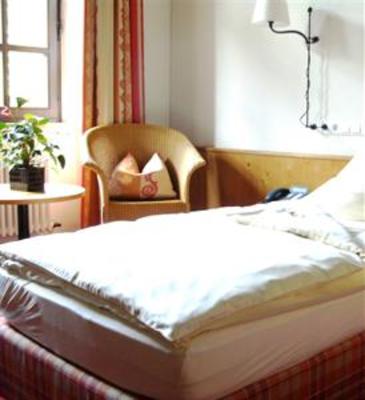 фото отеля Hotel Herzogskelter Güglingen