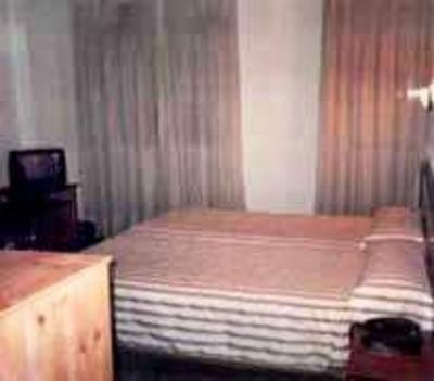 фото отеля Hostal Plaza Santander