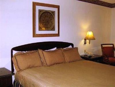 фото отеля Americas Best Value Inn Eldon