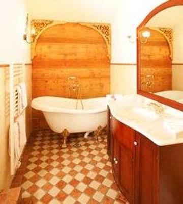 фото отеля Das Baderhaus Farmhouse Apartment Zell am See