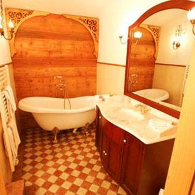 фото отеля Das Baderhaus Farmhouse Apartment Zell am See