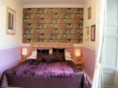 фото отеля Edinburgh Castle Apartments Royal Mile