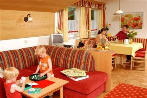 фото отеля Taxerhof Aparthotel Radstadt