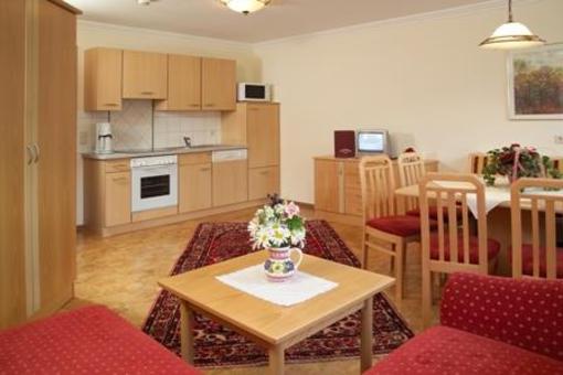 фото отеля Taxerhof Aparthotel Radstadt