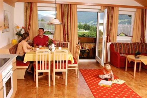 фото отеля Taxerhof Aparthotel Radstadt