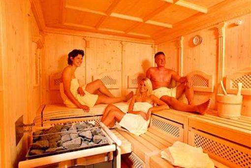 фото отеля Taxerhof Aparthotel Radstadt