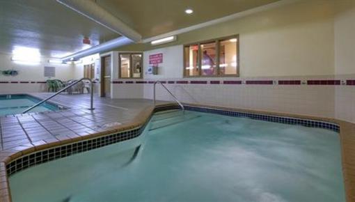 фото отеля Country Inn & Suites Forest Lake