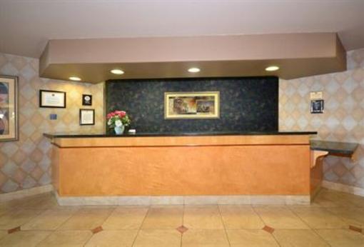 фото отеля BEST WESTERN Lanai Garden Inn and Suites