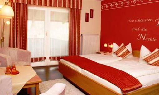 фото отеля Jagdhotel Christopherhof Grafenwiesen