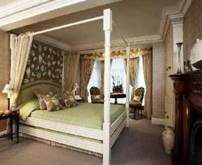фото отеля The White House Manor Hotel Prestbury