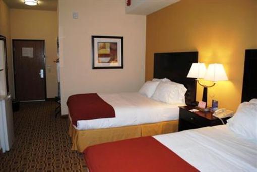 фото отеля Holiday Inn Express Boonville