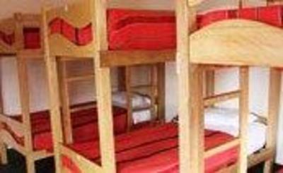фото отеля Backpacker's Family House