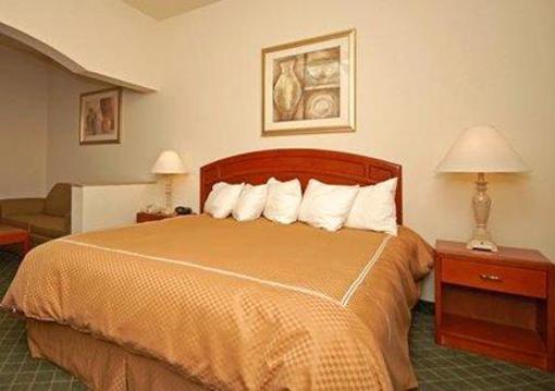 фото отеля Comfort Suites South Amarillo