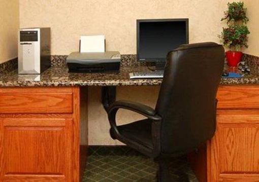 фото отеля Comfort Suites South Amarillo