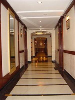 фото отеля Hotel Raj Continental