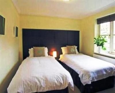 фото отеля Clarendon Serviced Apartments Manning Place