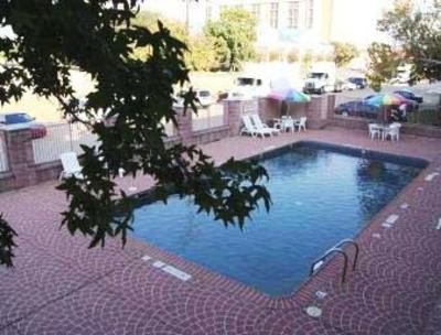 фото отеля Days Inn Aiport North Irving