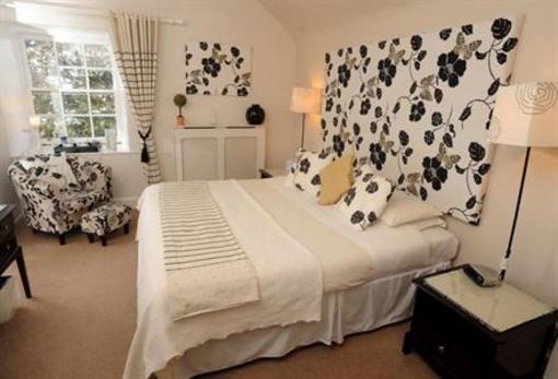 фото отеля Buccleuch Arms Hotel Scottish Borders