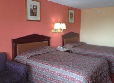 фото отеля Econo Lodge near Sentara Leigh Hospital
