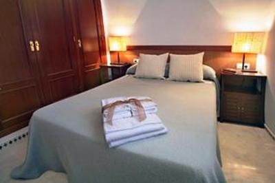 фото отеля Terraluna Apartamentos Cordoba