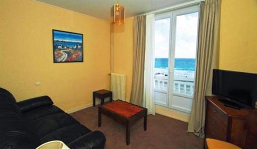 фото отеля Le Grand Hotel Trestraou Perros-Guirec