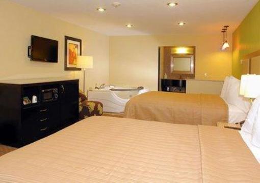 фото отеля Quality Inn Covington (Virginia)
