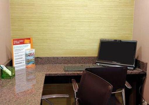 фото отеля Quality Inn Covington (Virginia)