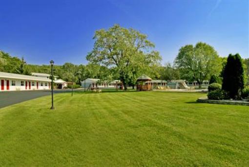 фото отеля Americas Best Value Inn Wisconsin Dells