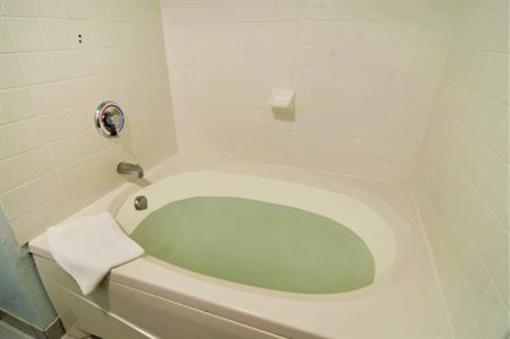 фото отеля Americas Best Value Inn Wisconsin Dells
