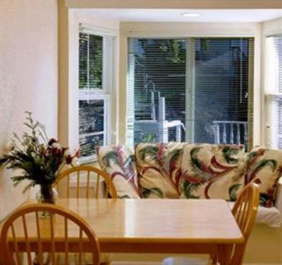 фото отеля Ocean Echo Inn & Beach Cottages Santa Cruz