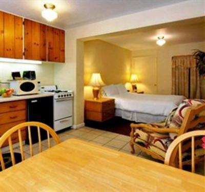 фото отеля Ocean Echo Inn & Beach Cottages Santa Cruz
