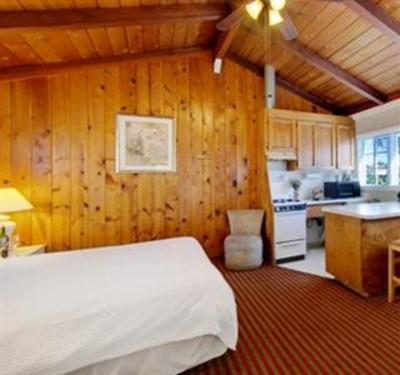 фото отеля Ocean Echo Inn & Beach Cottages Santa Cruz