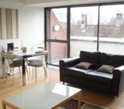 фото отеля Crown Heights Apartments Basingstoke