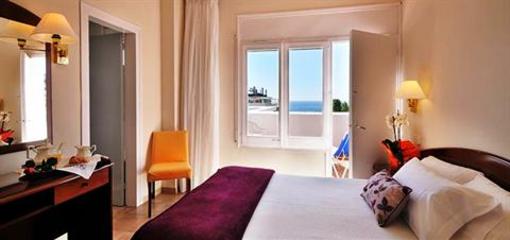 фото отеля Avenida Hotel Tossa De Mar