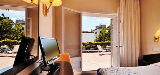фото отеля Avenida Hotel Tossa De Mar