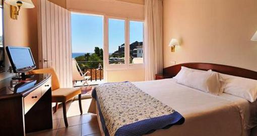 фото отеля Avenida Hotel Tossa De Mar