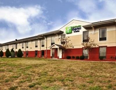фото отеля Holiday Inn Express Calhoun