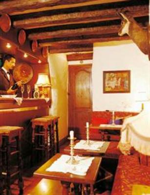 фото отеля Hotel Auberge Du Choucas Le Monetier-les-Bains