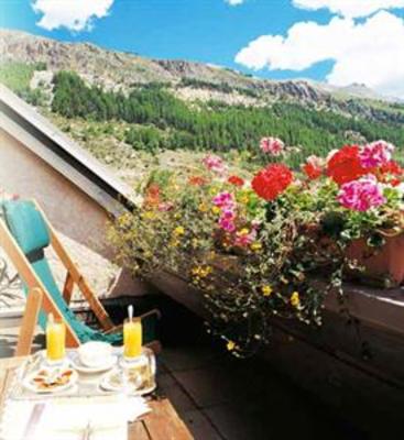 фото отеля Hotel Auberge Du Choucas Le Monetier-les-Bains
