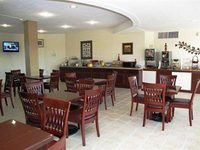 La Quinta Inn & Suites Wichita